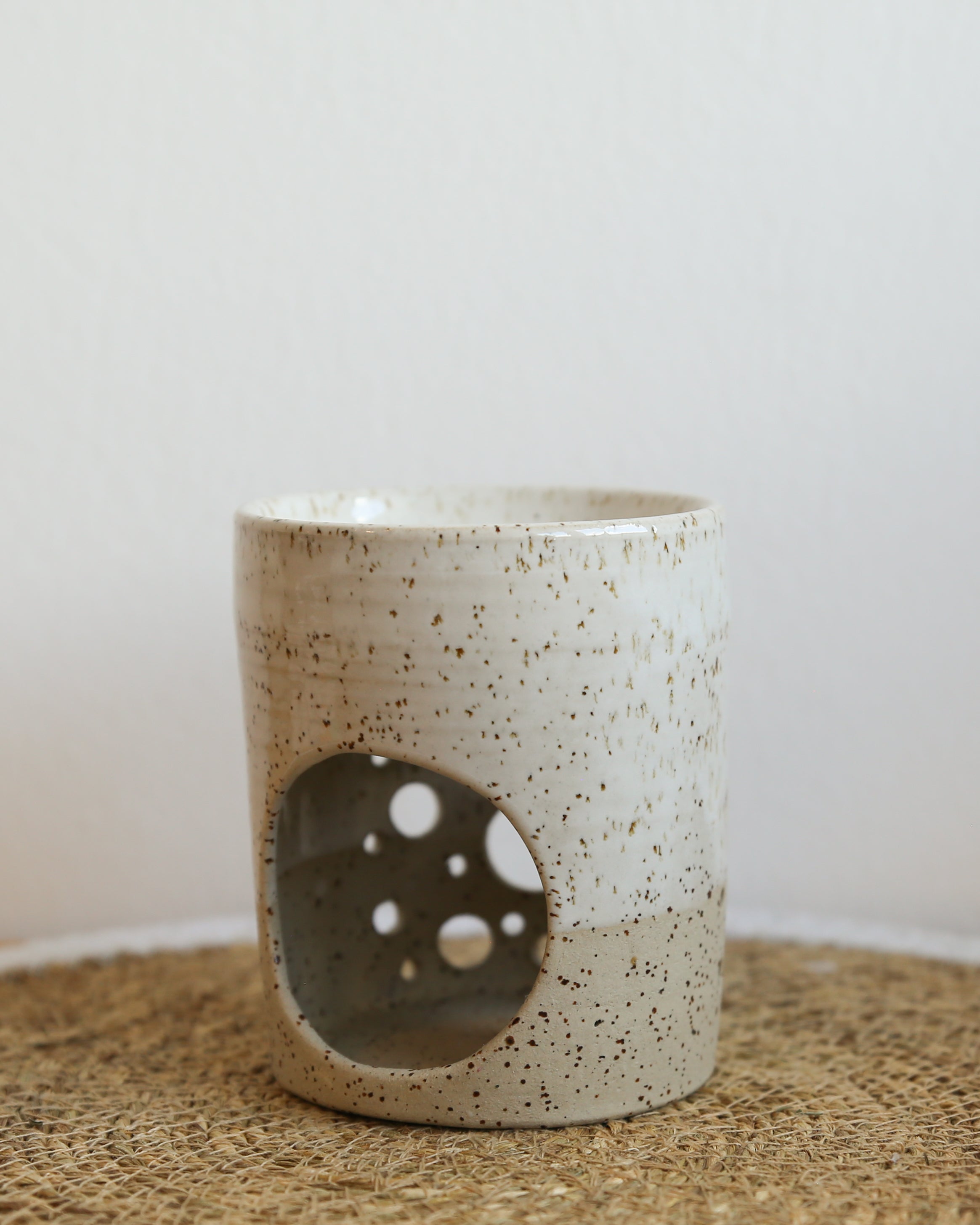 Aromalampe mit Lichtspiel | bohemian white